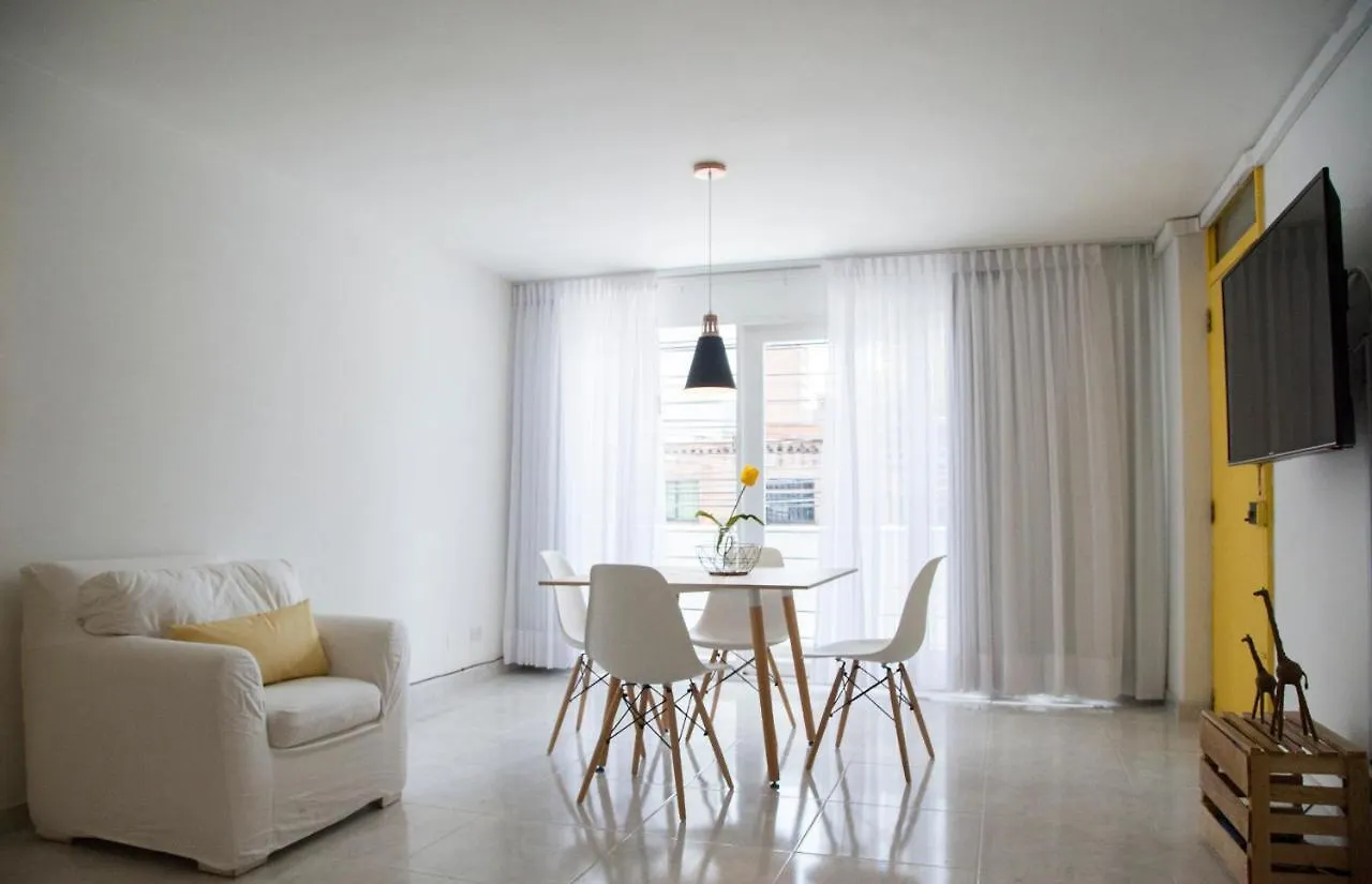 Home Aris Apartments 201 Medellin